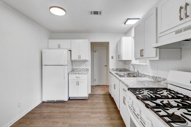 Foto de cocina #2 - Arbor Lake Apartments