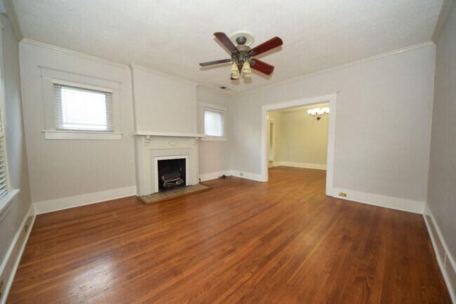 Foto del edificio - Great 3 bed, 1 bath near University of Mem...