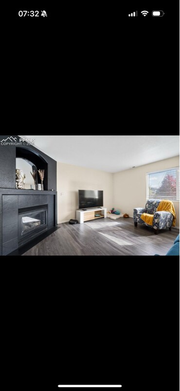 Foto del edificio - 4569 Tetman Ln