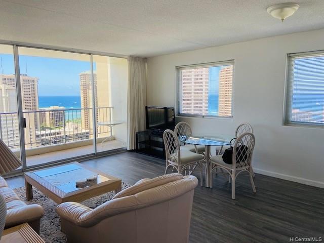 Foto del edificio - 400 Hobron Ln