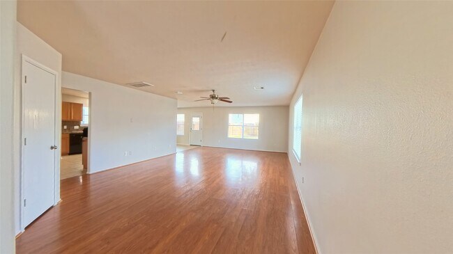 Foto del edificio - 2843 Maybrook Hollow Ln