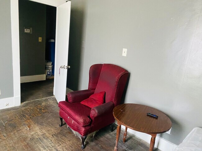 Bedroom 1 - 659 Decatur St