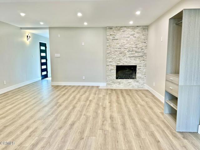 Foto del edificio - 16744 Ludlow St