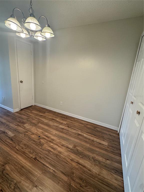 Building Photo - 320 Black Oak Ct