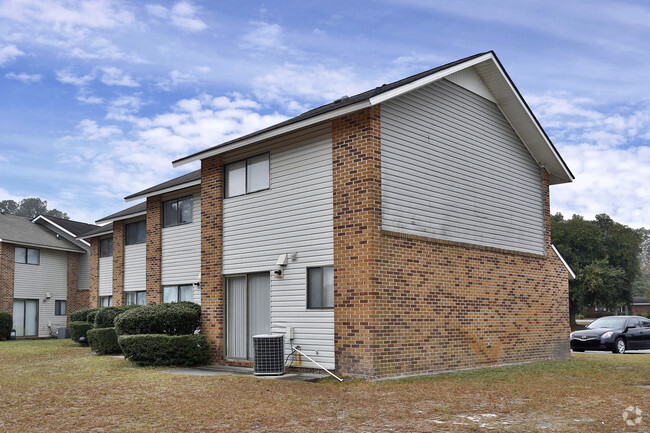 Liberty Woods Apartaments - Liberty Woods Apartments