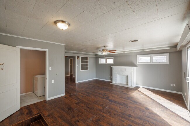 Foto del edificio - Short Term Lease