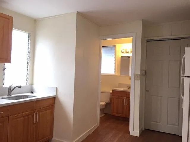 Foto del edificio - Beautiful 1 Bedroom Located on a quite street