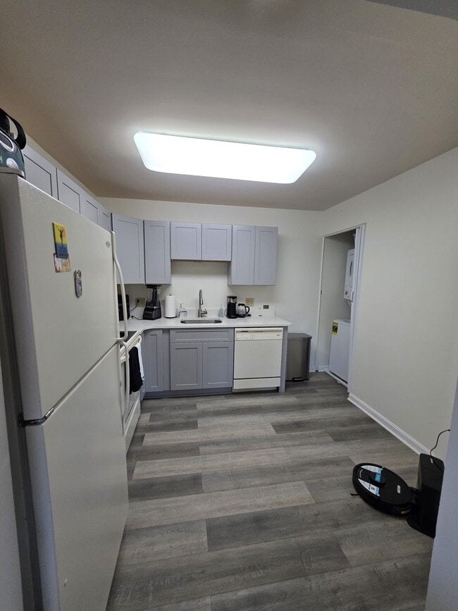 Building Photo - 5701 Lavender Plaza