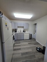 Building Photo - 5701 Lavender Plaza