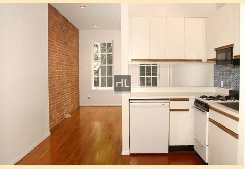 Building Photo - East 81st Street