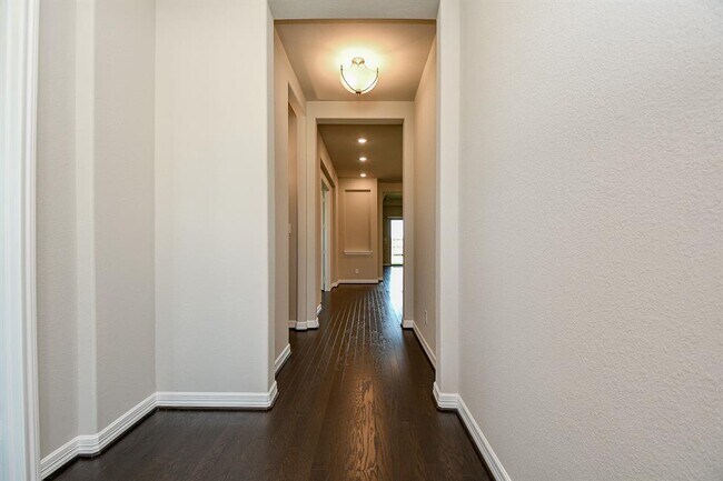 Building Photo - 6030 Marsh Lk Ct