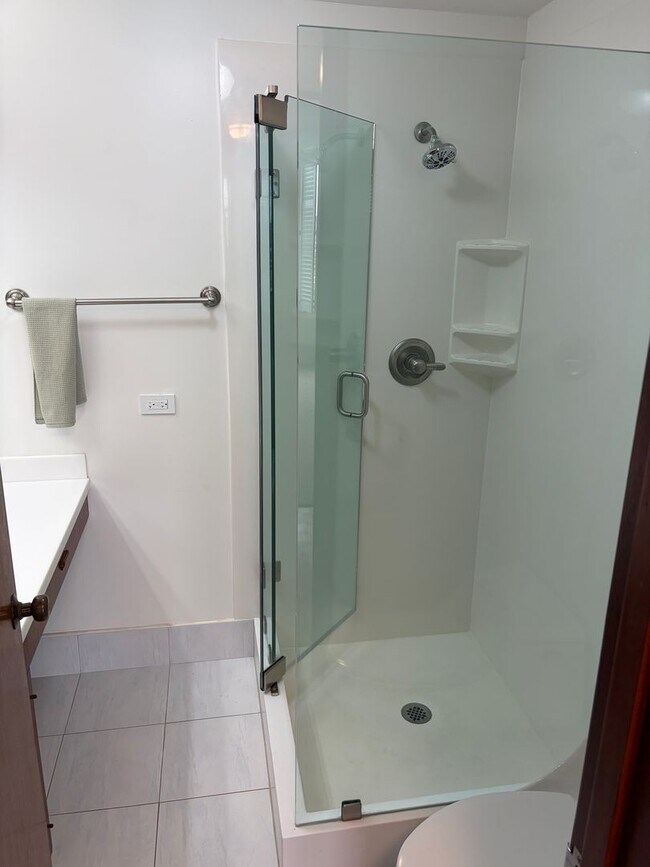 Foto del edificio - Luxury Kahala Condominium - 2bd/2ba/1pkg