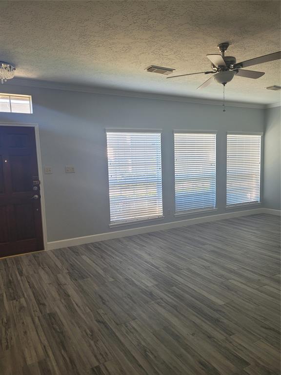 2249 Broadlawn Dr Unit 5, Houston, TX 77058 Condo for Rent in Houston, TX