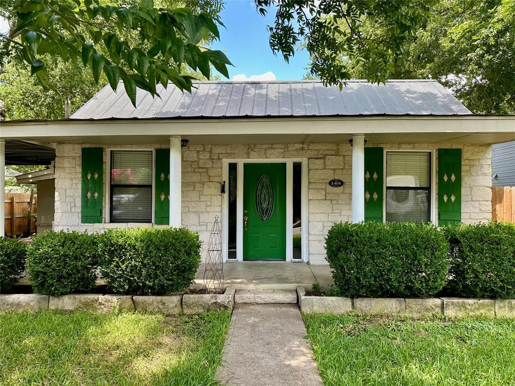 Foto principal - 1404 Forest St