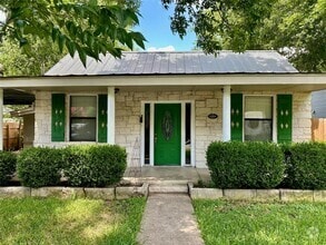 Building Photo - 1404 Forest St