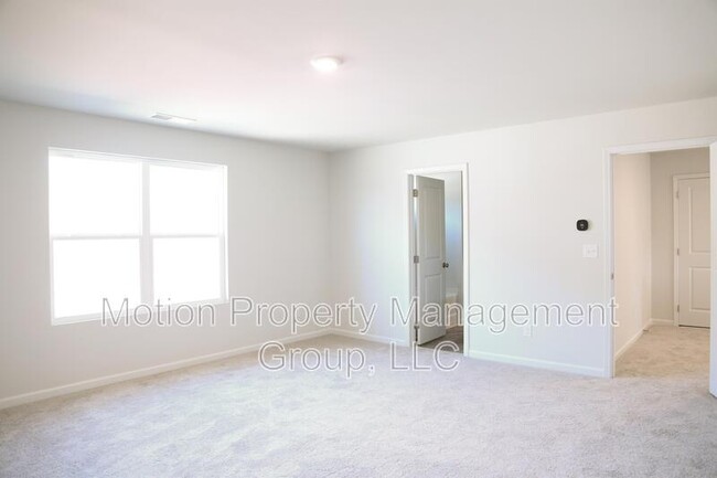 Foto del edificio - 19 Springwood Ln