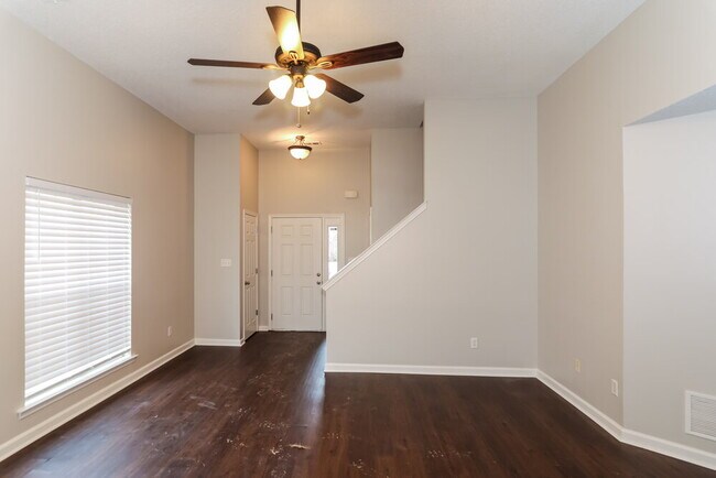 Foto del edificio - 10333 Cottage Oaks Dr