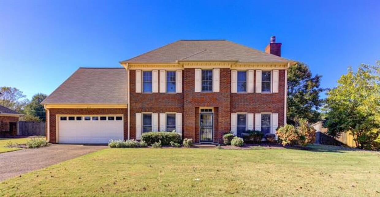 Foto principal - 837 N Walnut Bend Rd