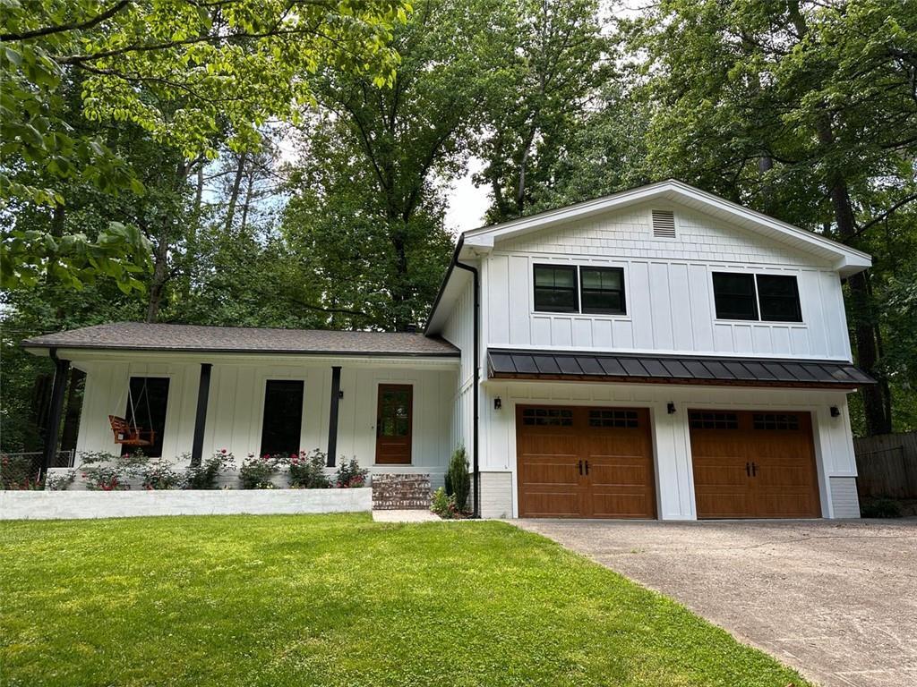 Primary Photo - 110 John Christopher Dr