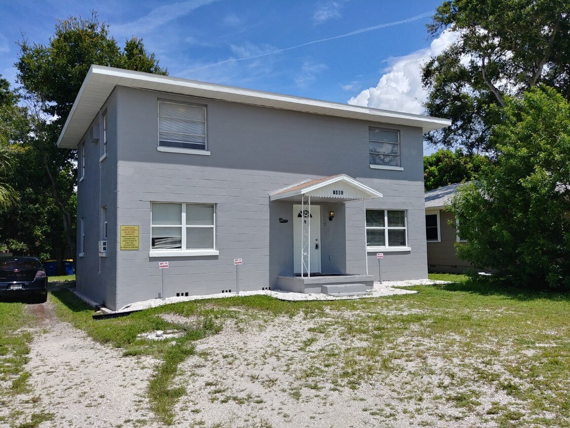 Primary Photo - 1460 Pierce St