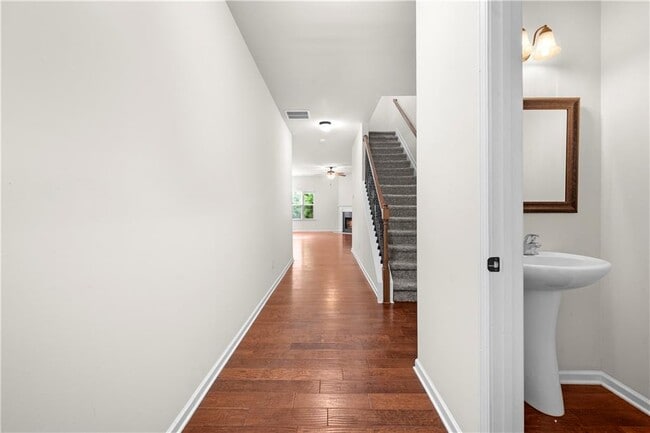 Foto del edificio - 2708 Morgan Glen Rd NE