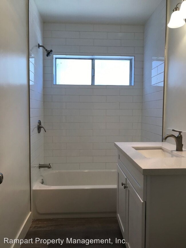 Building Photo - 1 br, 1 bath Apartment - 101 Claremont Ave.