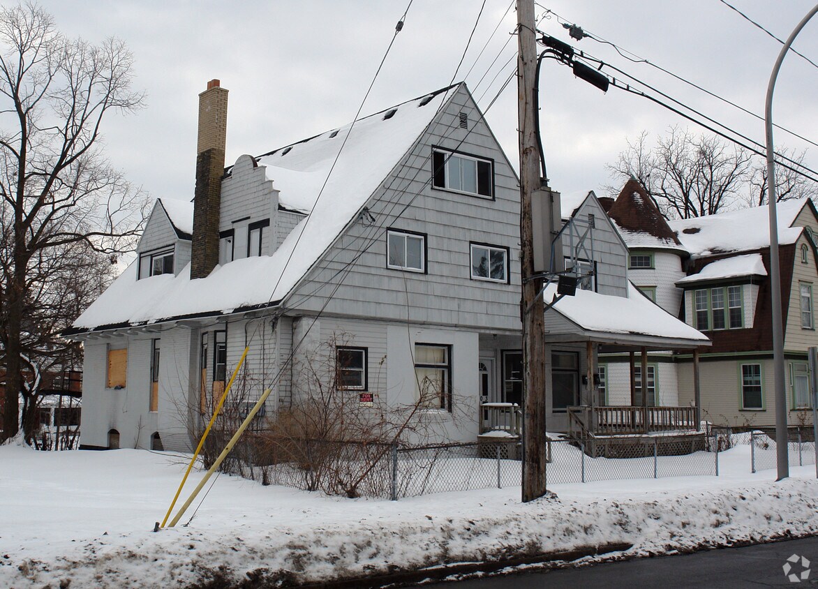 Building Photo - 103 Onondaga Ave