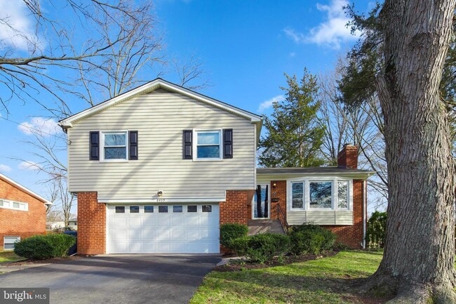 Building Photo - 8409 Morey Ln