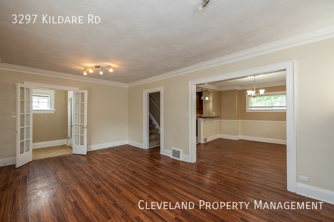 Building Photo - Renovated Cleveland Hts. Home