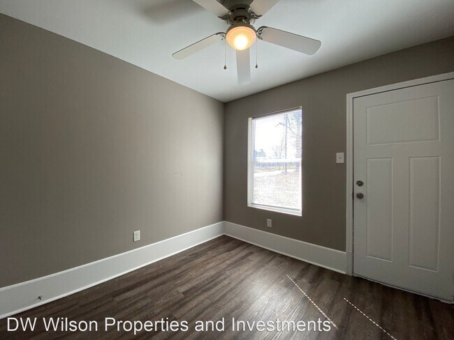Foto del edificio - 2 br, 1 bath House - 300A Clint Road