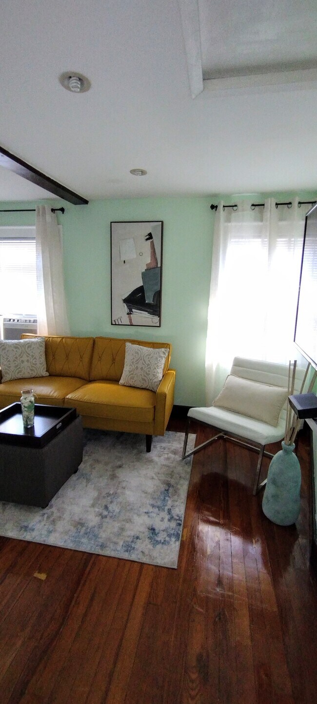 Foto del edificio - 14719 223rd St