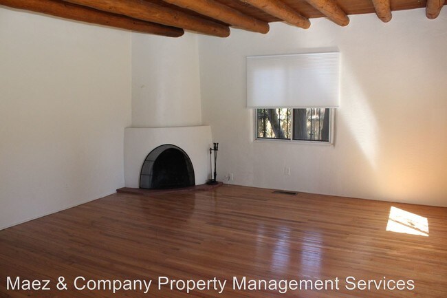Building Photo - 3 br, 1 bath House - 1439 Santa Cruz