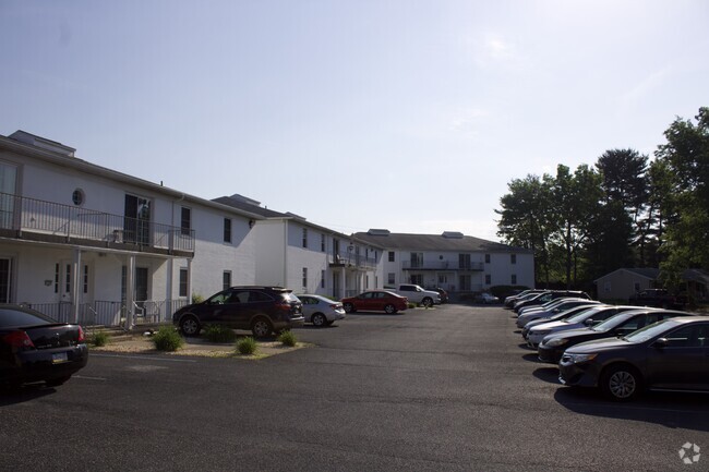 Orchard Crest Apartments