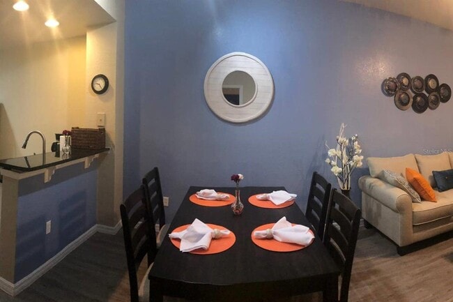 Building Photo - 4012 Santa Maria Dr