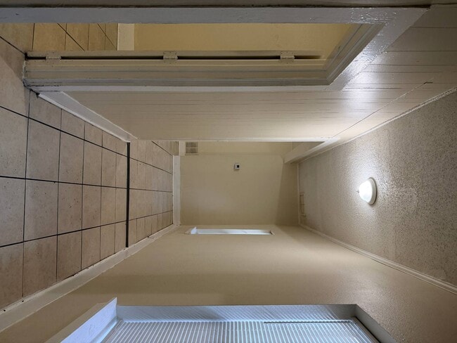 Foto del edificio - 1441 Cleveland St