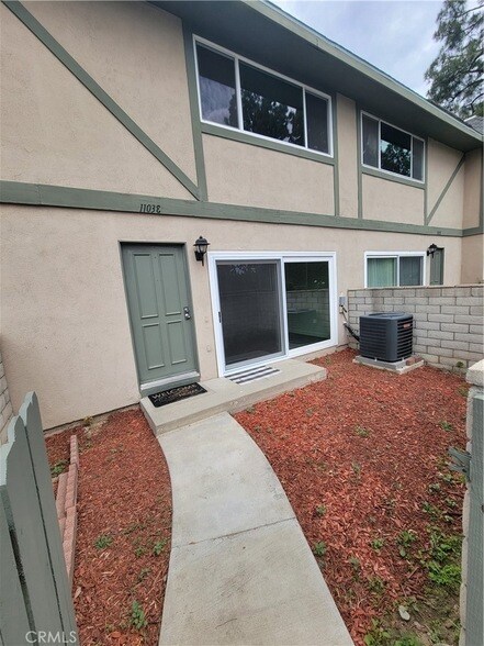 Foto del edificio - 1103 W Francis St