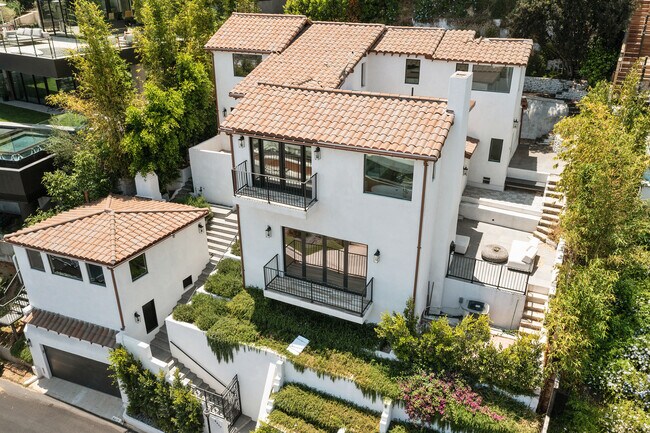 Foto del edificio - 8417 Harold Way