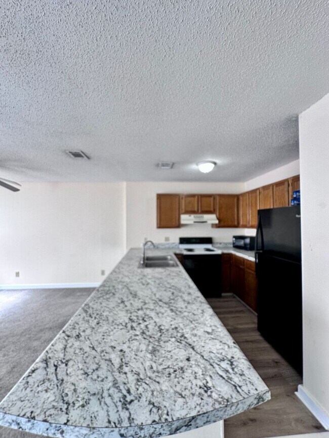 Foto del edificio - Walk to the Beach from this Ground Floor 1B/ 1B Long Term Rental on Holiday Isle in Destin
