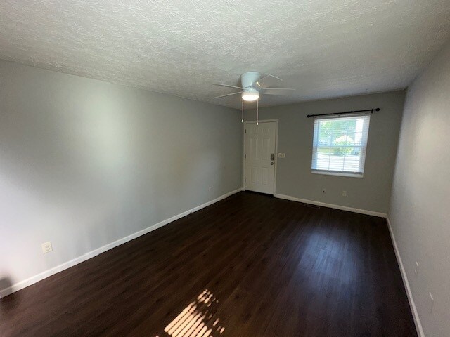 Building Photo - 4819 Lady Jane Ave