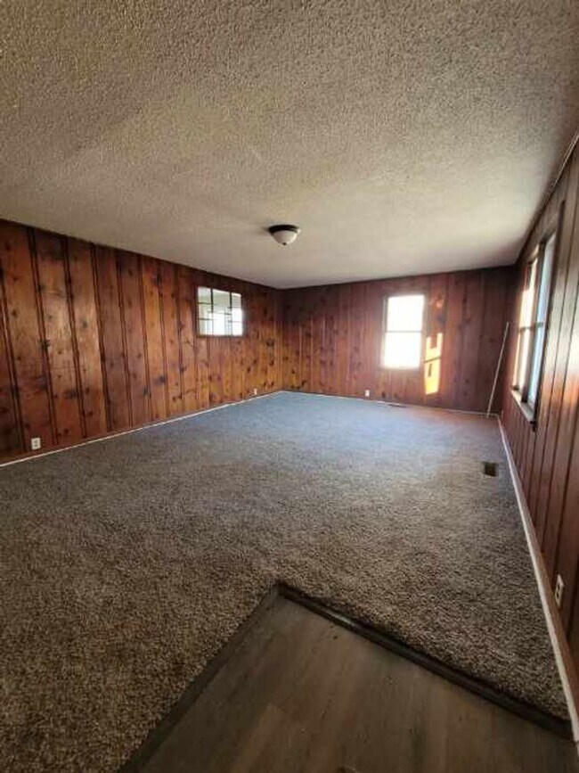 Foto del edificio - 1926 W 11th St