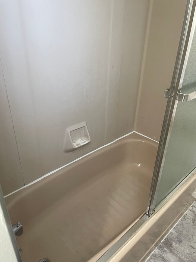 Foto del edificio - 1034 Chelton Ave