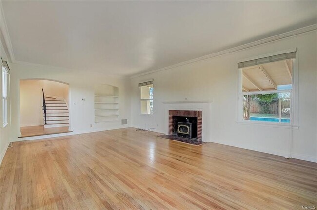 Foto del edificio - 10847 Balboa Blvd