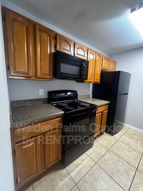 Primary Photo - 4720 Walden Cir