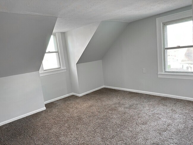 Foto del edificio - 222 W Union St