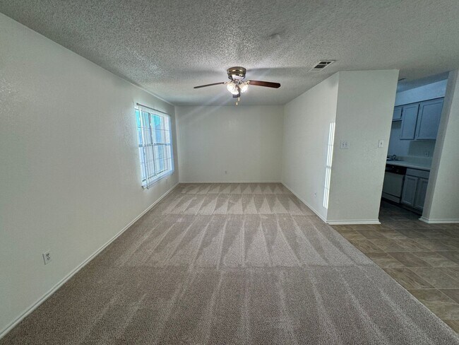 Foto del edificio - 801 SE 4th St