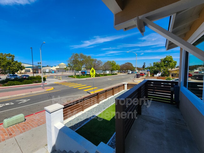Building Photo - 4487 Landis St