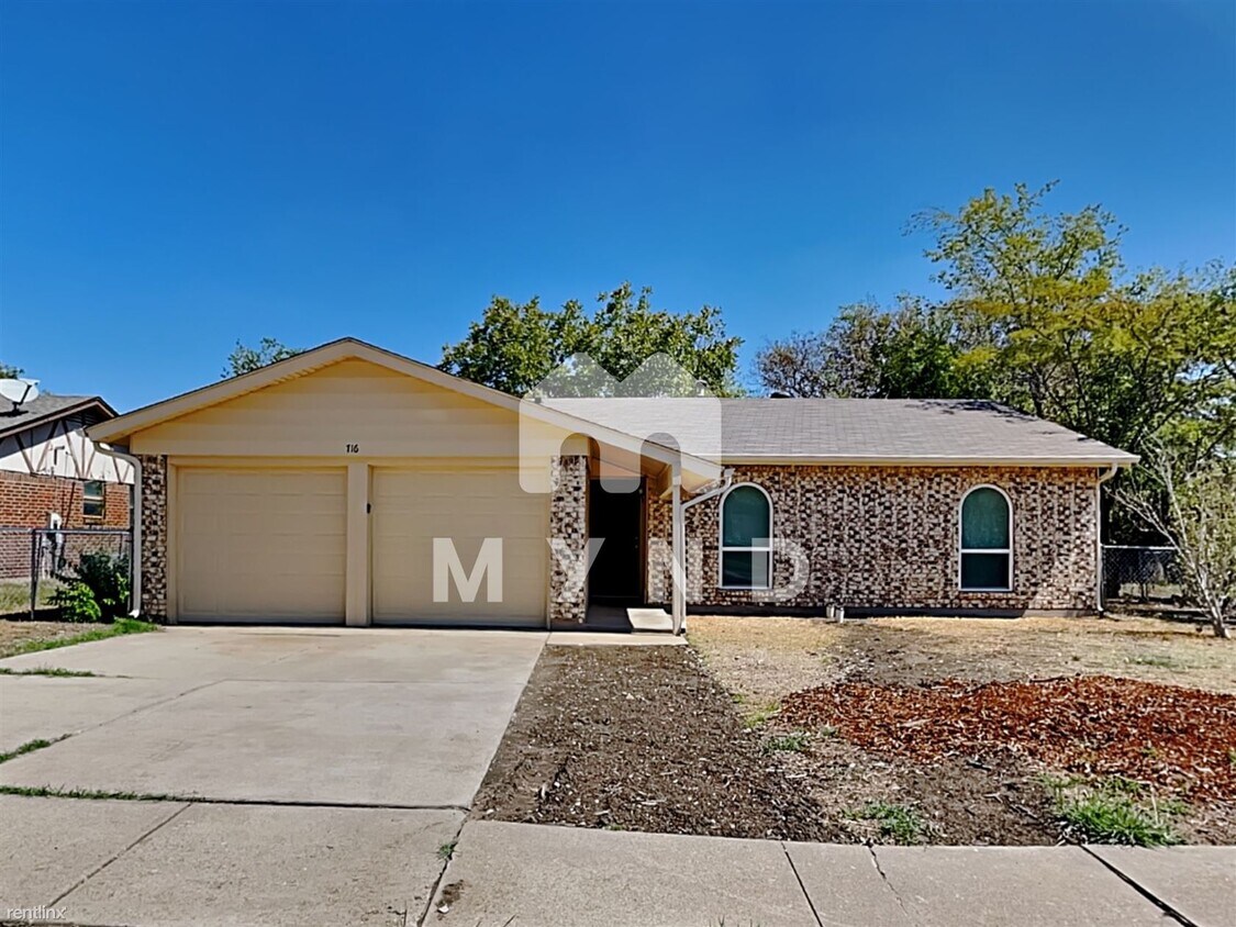 716 Windsor Dr, Everman, TX 76140 House Rental in Everman, TX