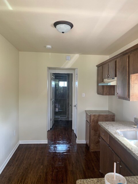 New Floors and Granite tops - 618 S Nebraska Ave