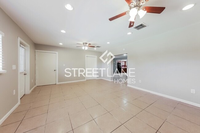 Building Photo - REDUCED!