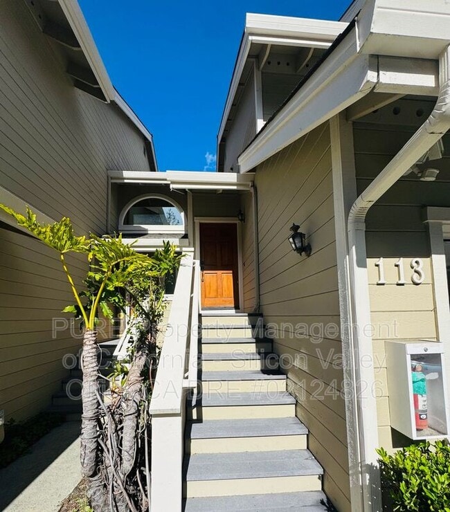 Building Photo - 113 Arabian Way